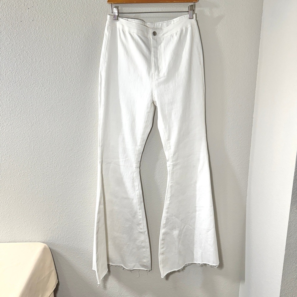 Before You White Denim Extreme Bell Bottom Flare Jeans High Rise Raw Hem L NWT